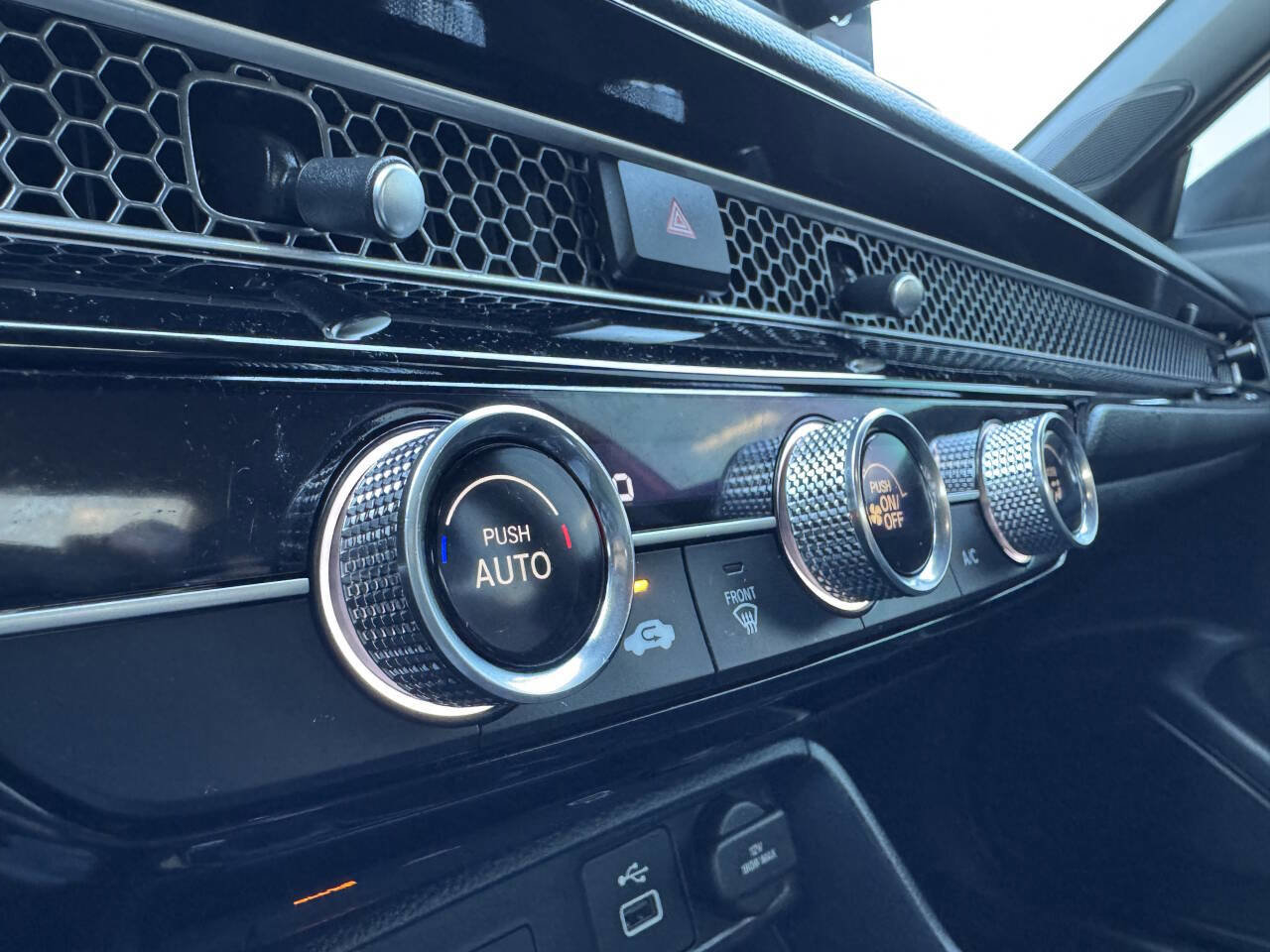 Used 2022 Honda Civic Sport image 24