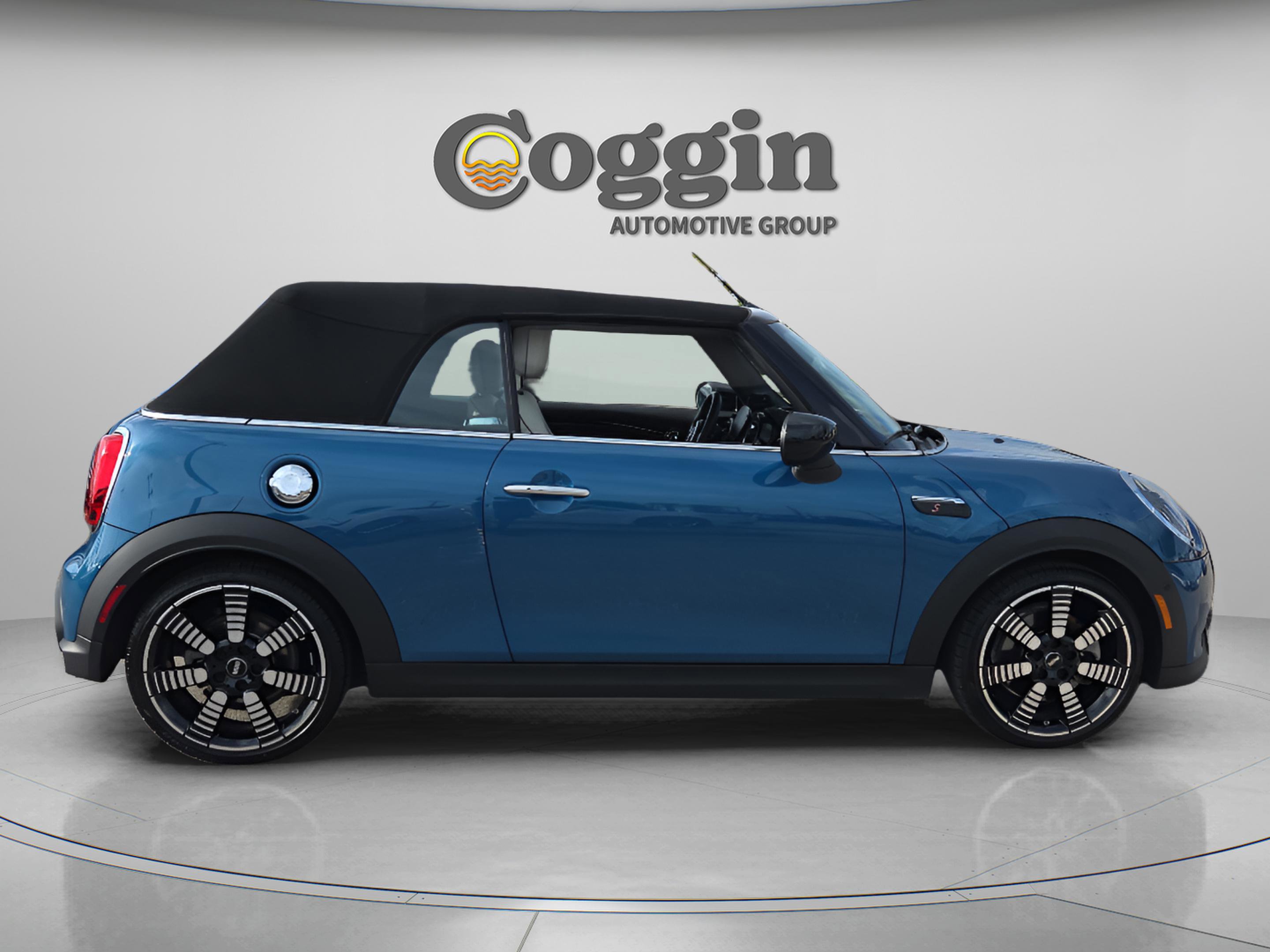 Used 2023 MINI Cooper S FWD image 6