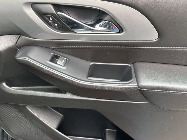 Used 2022 Chevrolet Traverse LT w/ LPO, Floor Liner Package image 43