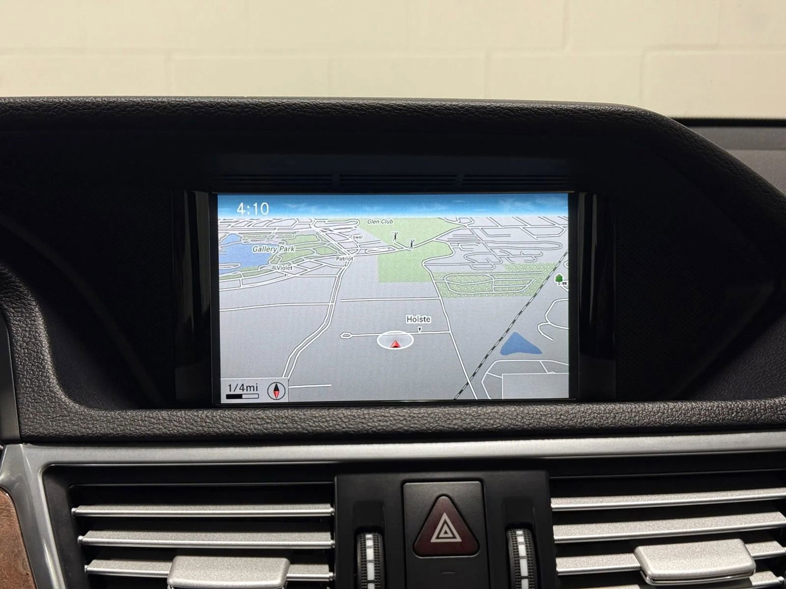 Used 2013 Mercedes-Benz E 350 4MATIC Sedan image 31