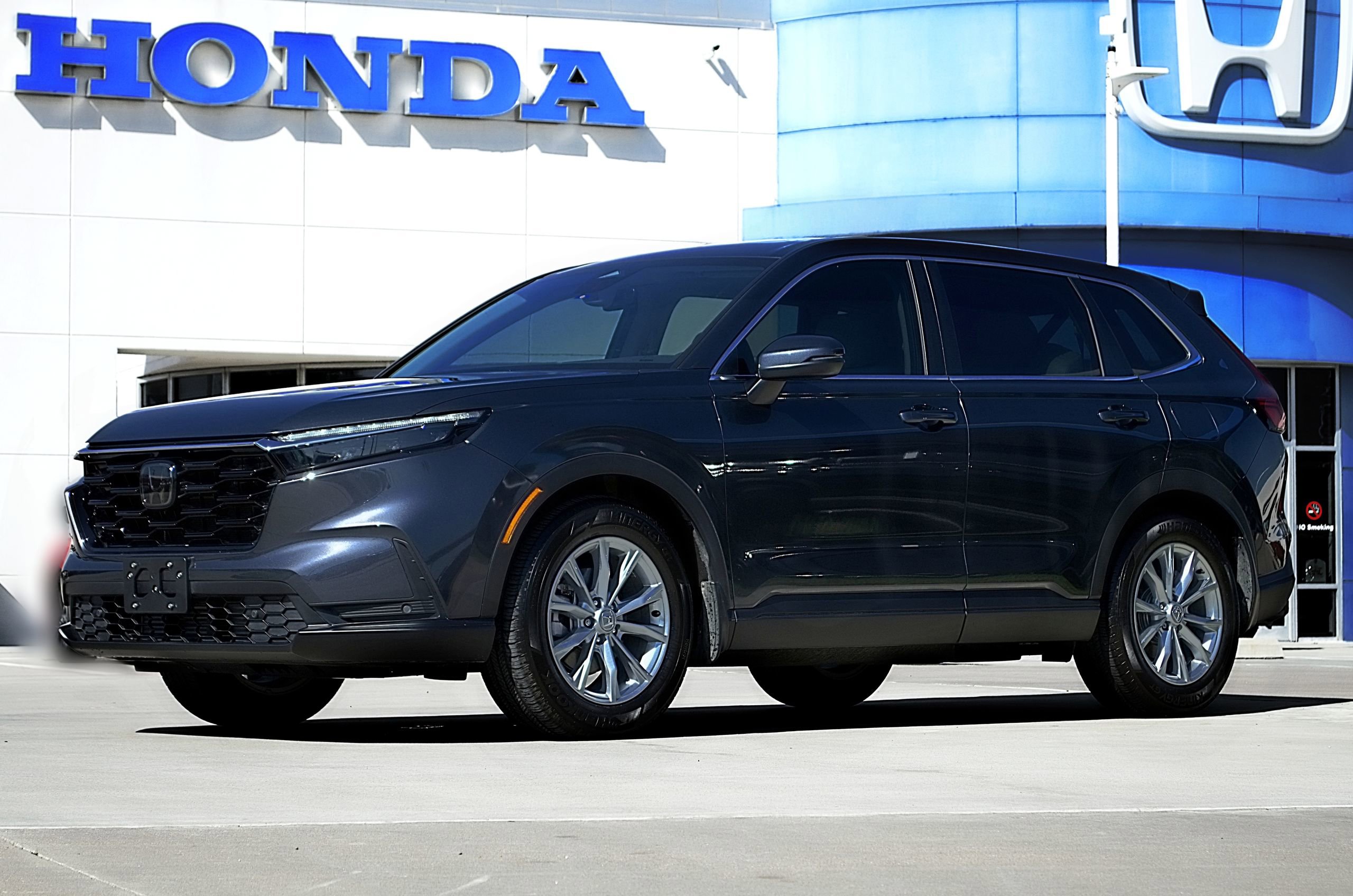 Used 2025 Honda CR-V EX-L image 1