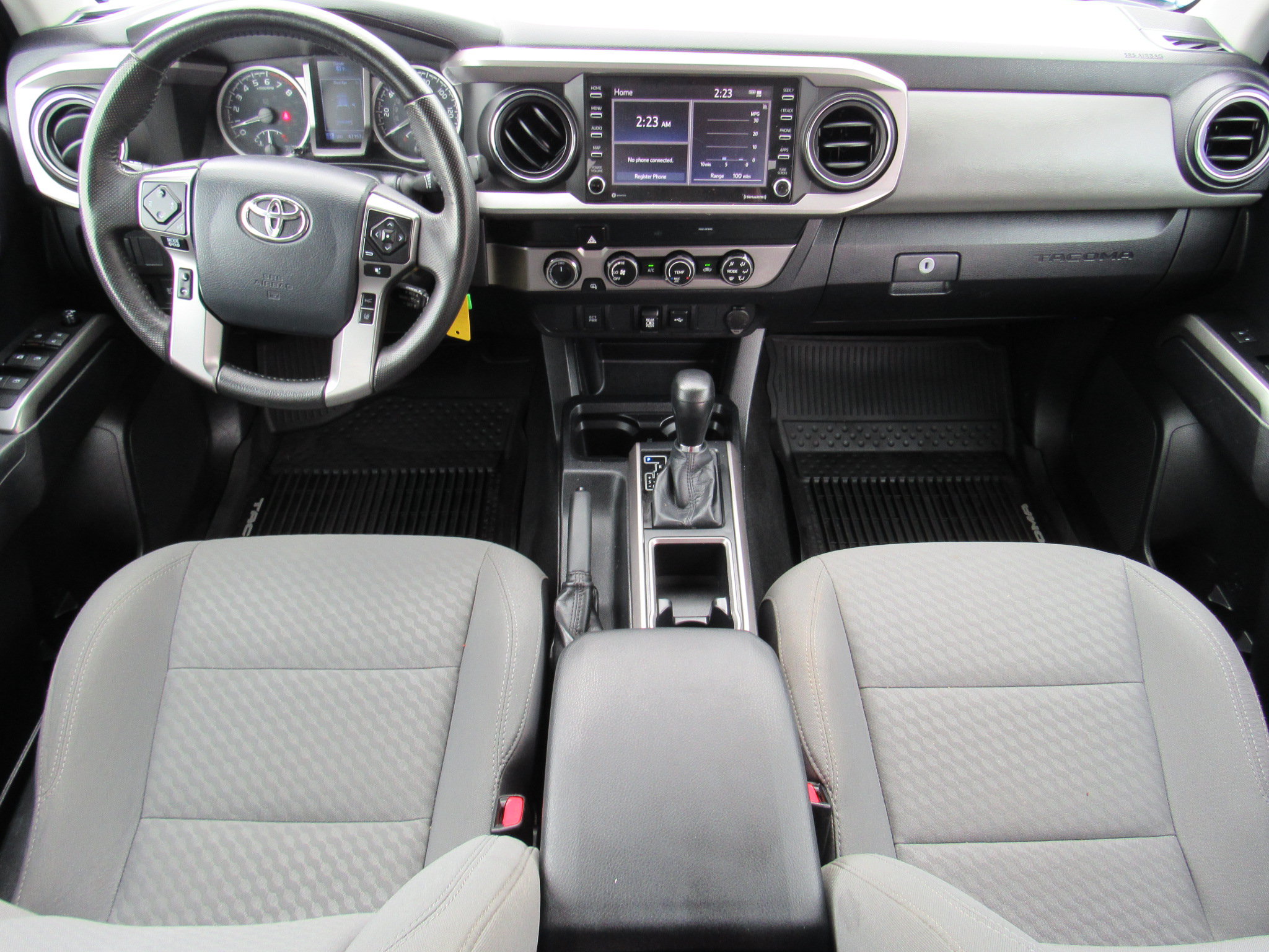 Used 2020 Toyota Tacoma SR5 w/ Blackout Package AWD/4WD image 34