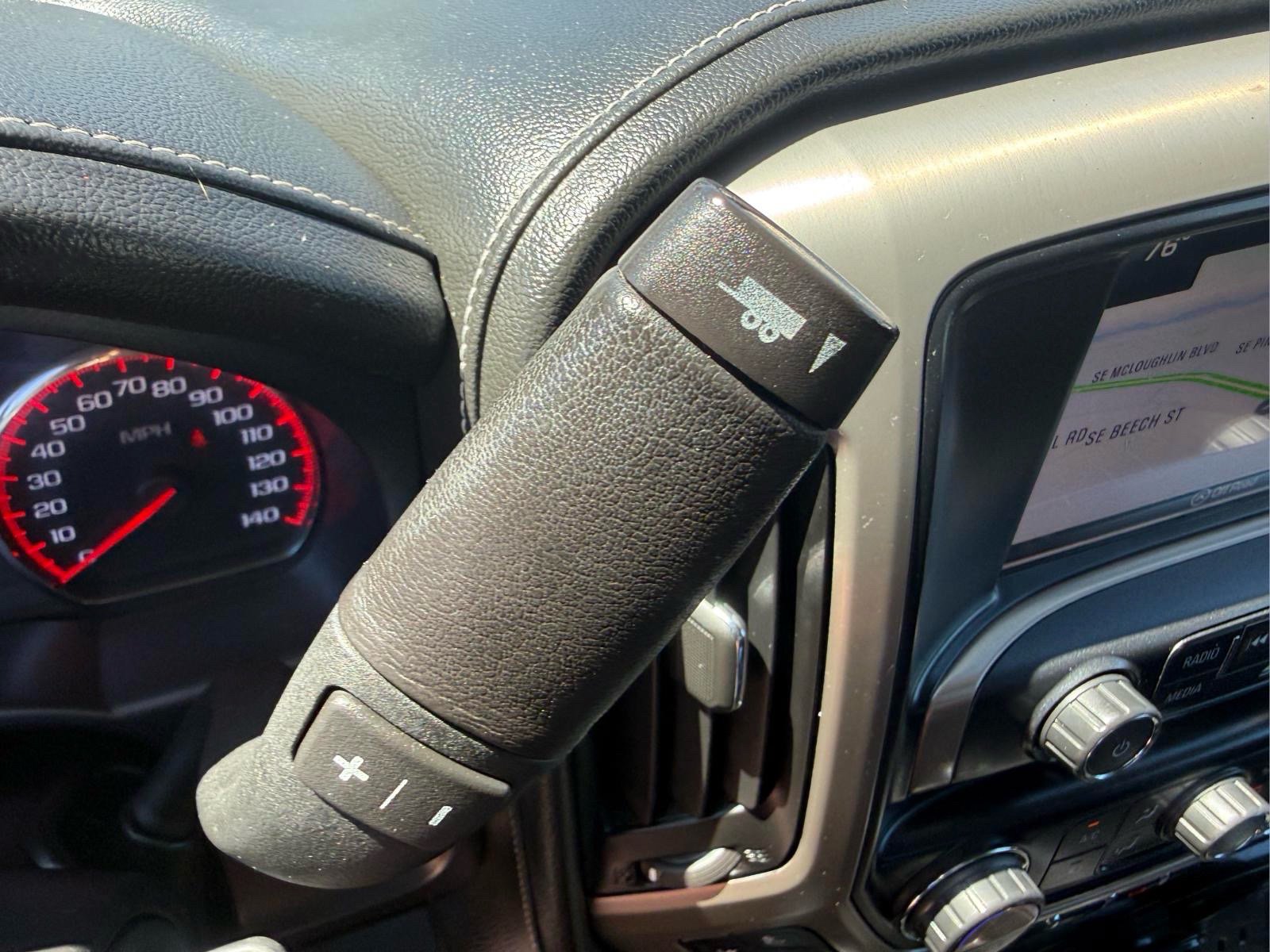 Used 2016 GMC Sierra 1500 Denali w/ Enhanced Driver Alert Package AWD/4WD image 24