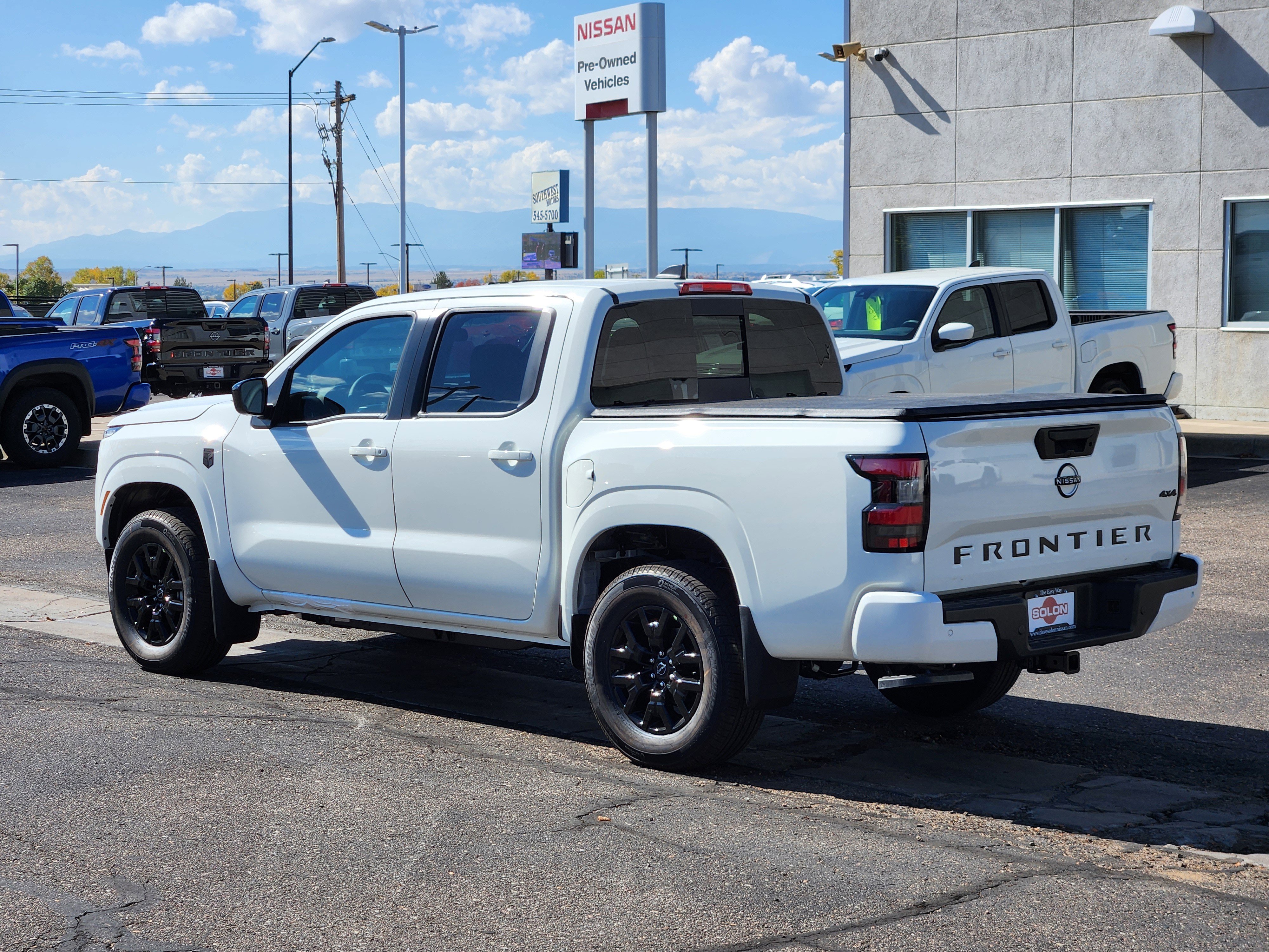 New 2026 Nissan Frontier SV image 3