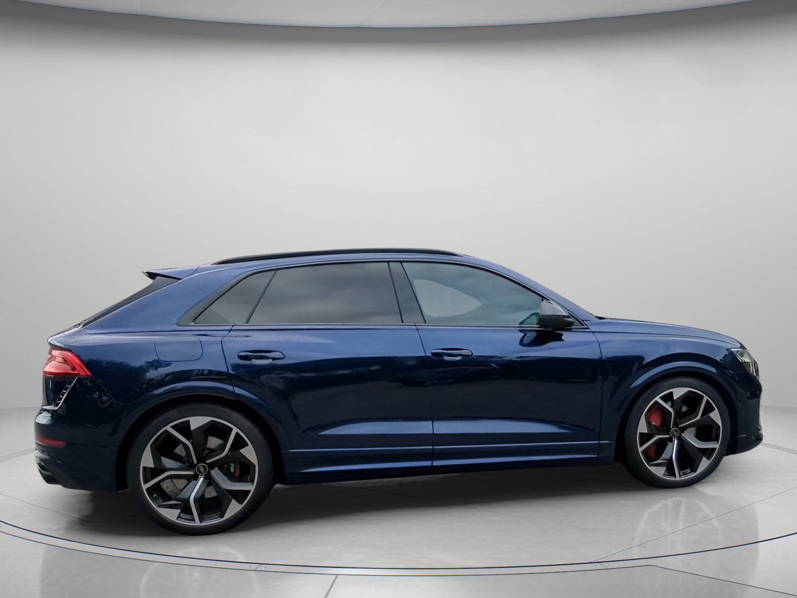 Used 2024 Audi RS Q8 AWD/4WD image 31