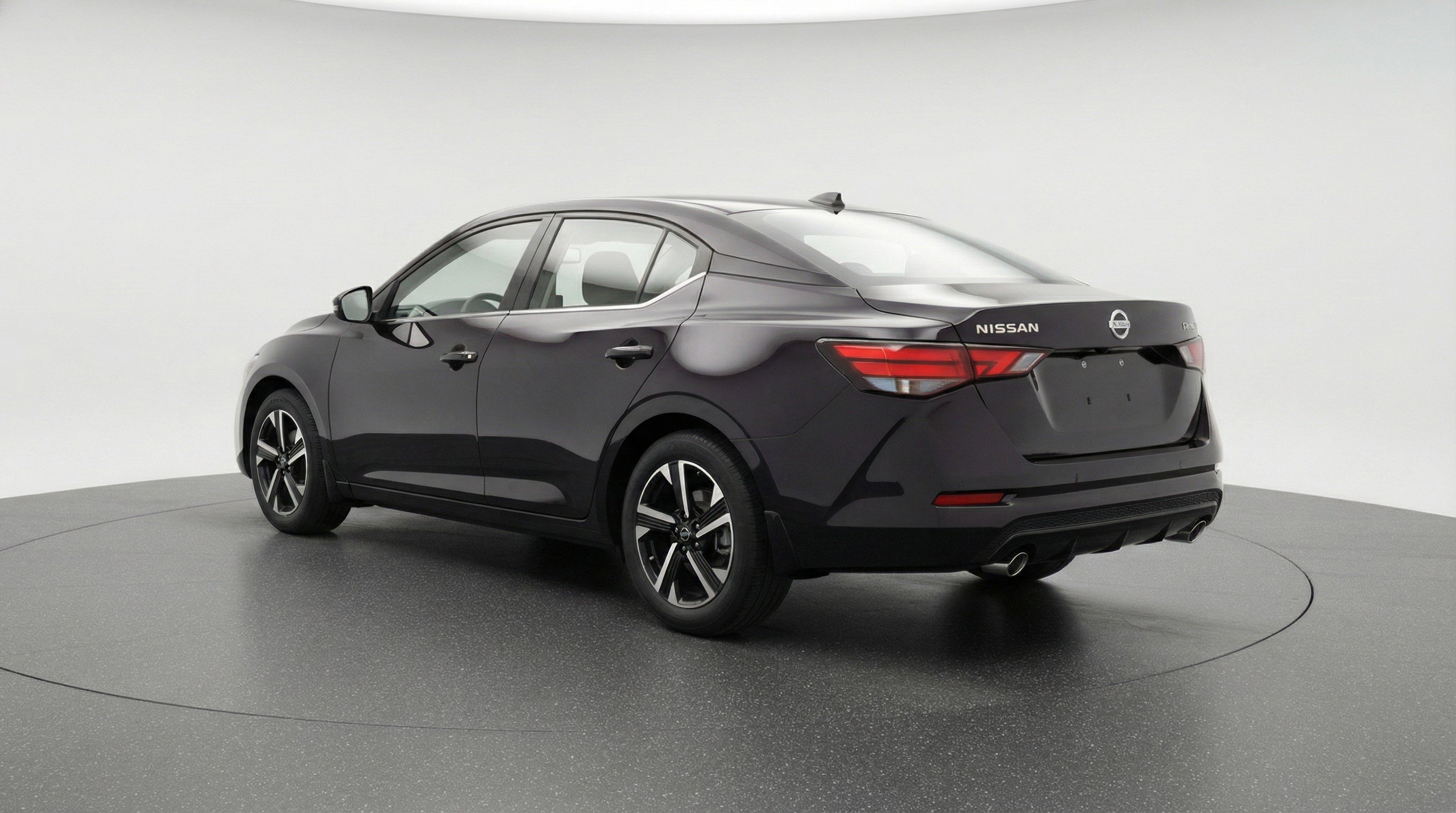 Used 2025 Nissan Sentra SV image 6