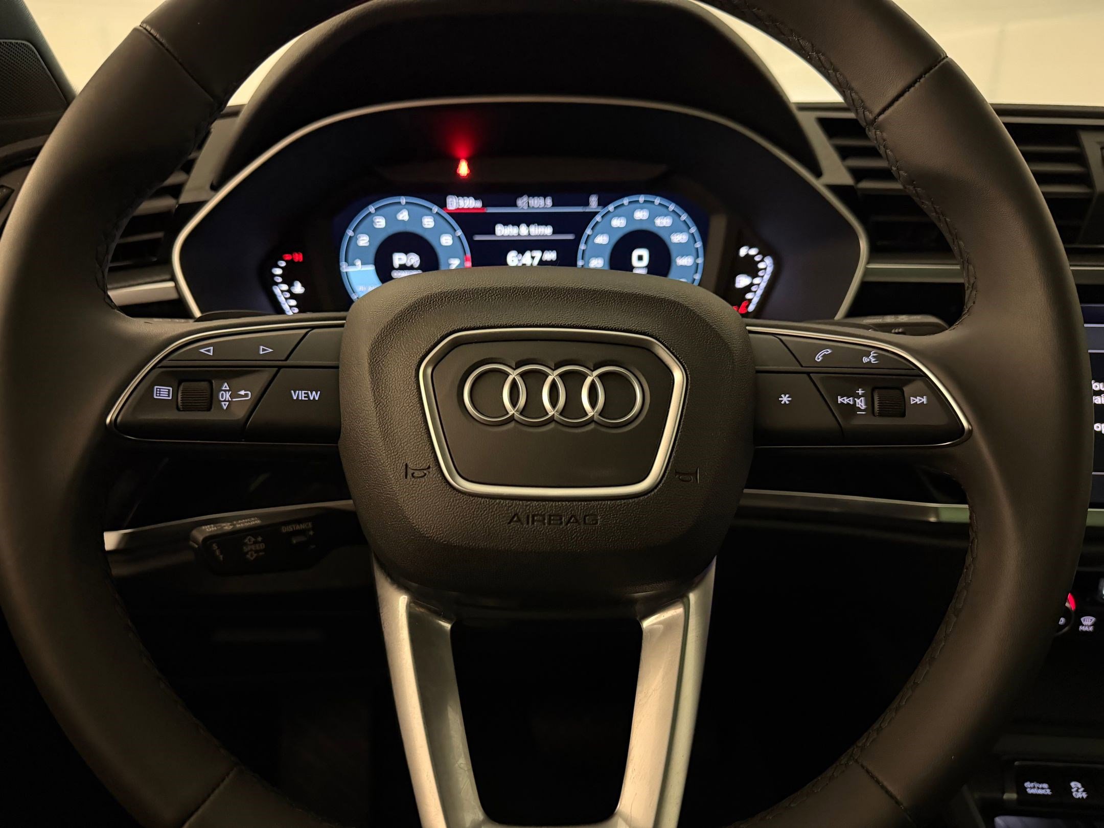 Certified 2025 Audi Q3 2.0T Premium w/ Convenience Package image 18