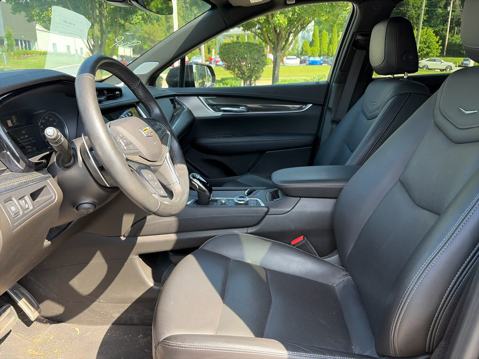Certified 2023 Cadillac XT5 Sportv AWD/4WD image 11
