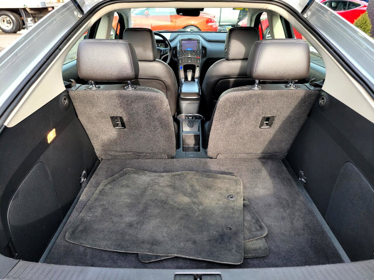 Used 2015 Chevrolet Volt Premium w/ Premium Trim Package image 40