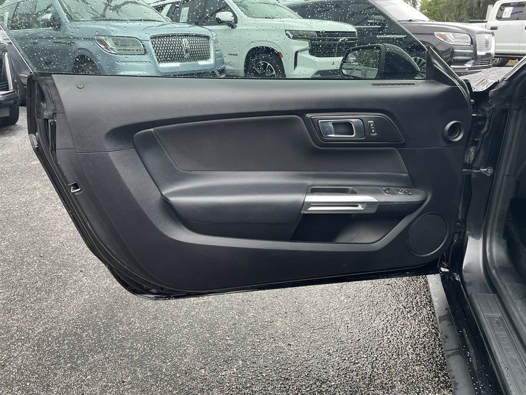 Used 2019 Ford Mustang GT w/ GT Performance Package RWD image 34