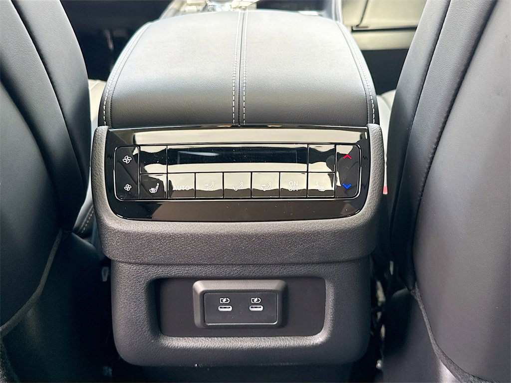 New 2026 INFINITI QX60 Luxe w/ Cargo Package image 27