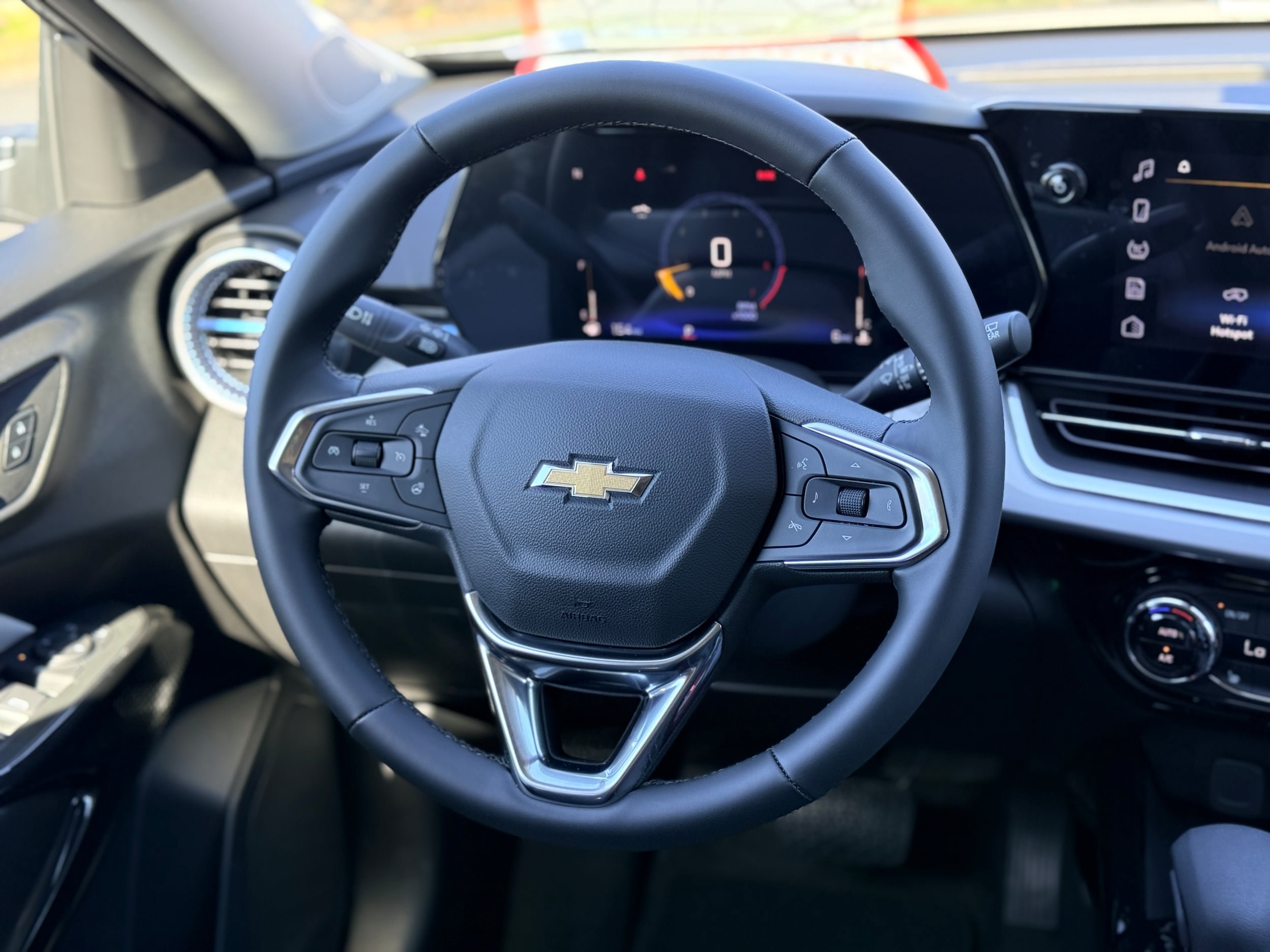 Used 2026 Chevrolet Trax LT w/ Driver Confidence Package FWD image 13