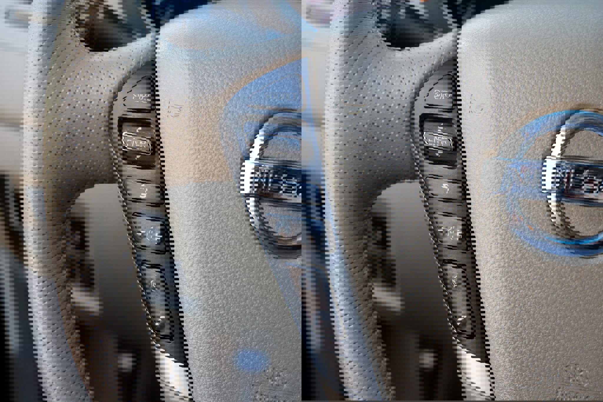 Used 2013 Nissan Murano SL w/ Navigation Pkg image 31