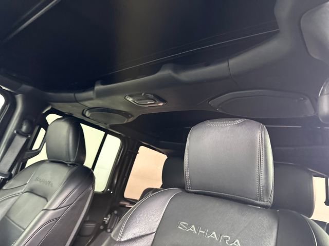 Used 2022 Jeep Wrangler Unlimited Sahara w/ Cold Weather Group image 12