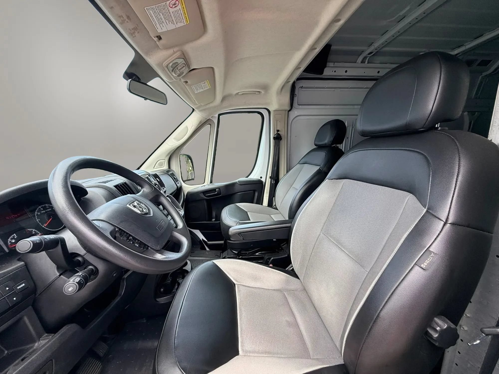 Used 2021 RAM ProMaster 2500 FWD image 10