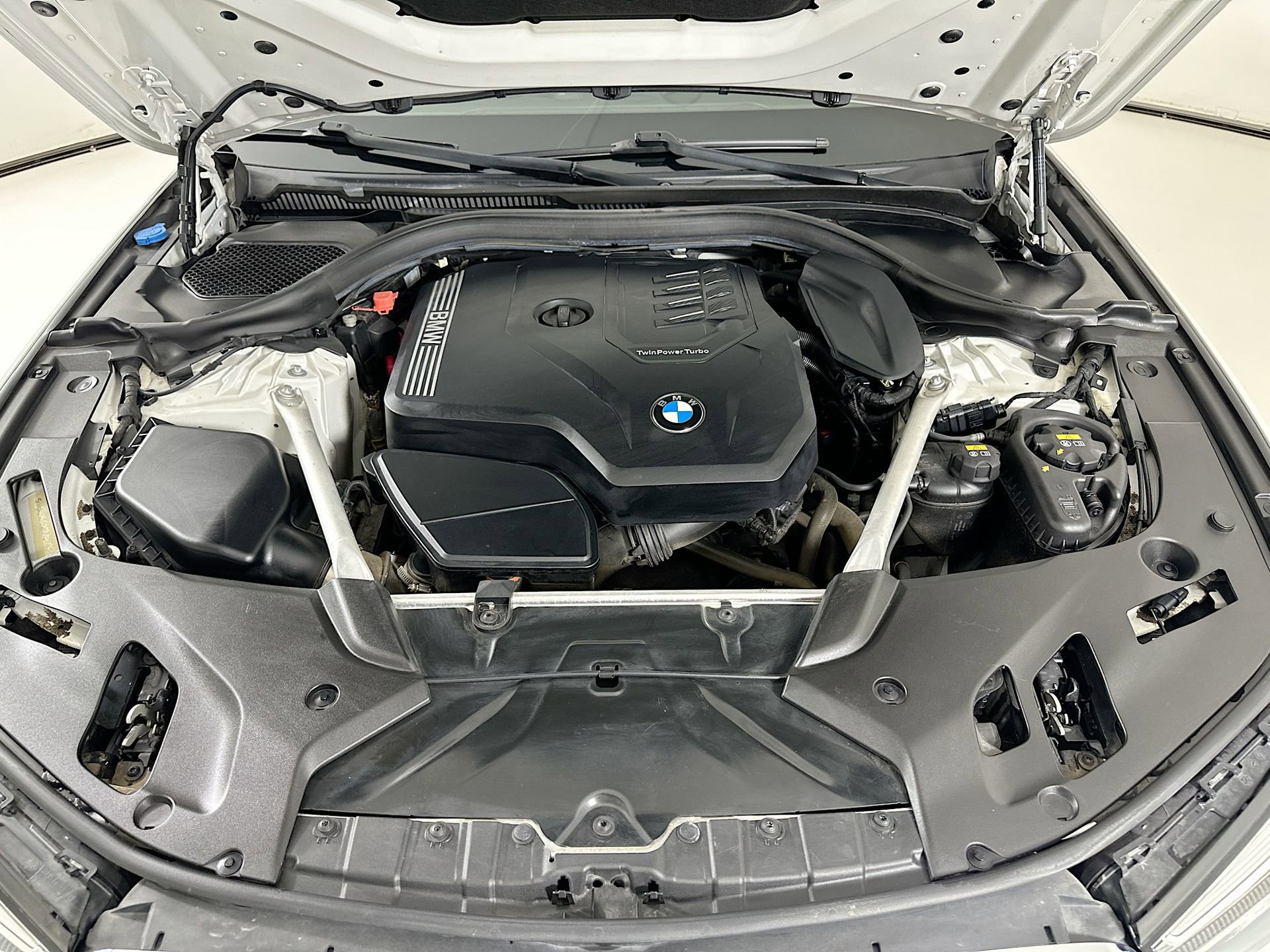 Used 2021 BMW 530i w/ Convenience Package RWD image 33