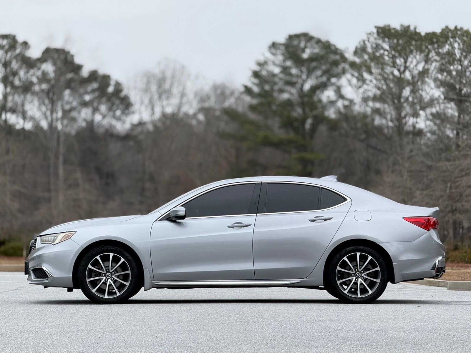 Used 2018 Acura TLX V6 w/ Technology Package image 8