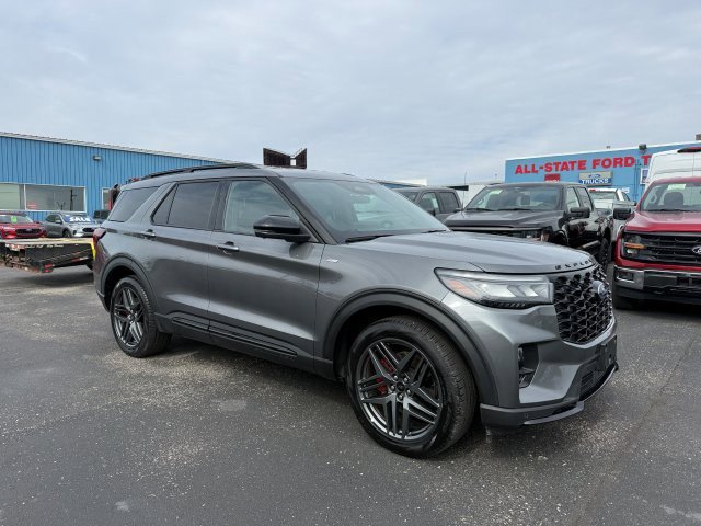 Used 2025 Ford Explorer ST-Line w/ ST-Line Street Pack AWD/4WD image 1
