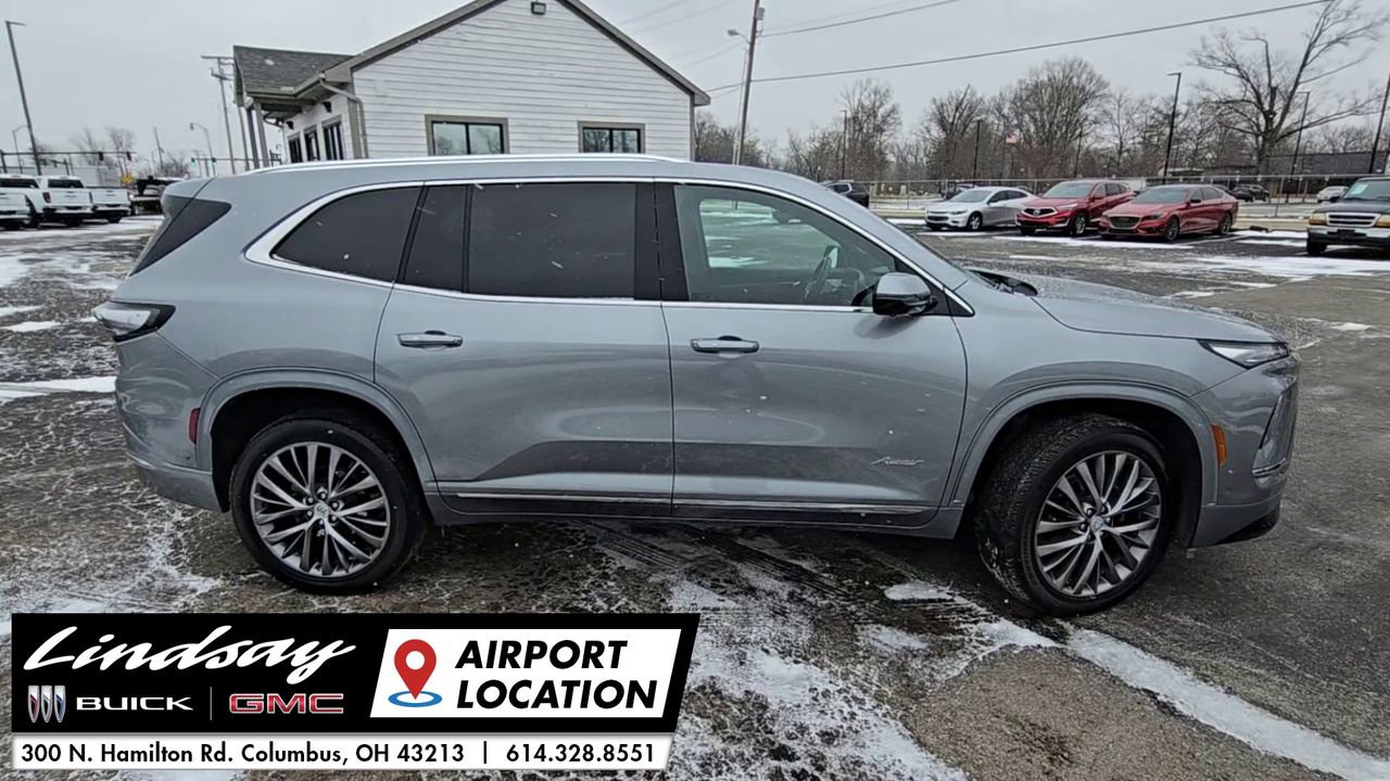 Certified 2025 Buick Enclave Avenir w/ Super Cruise Package image 9