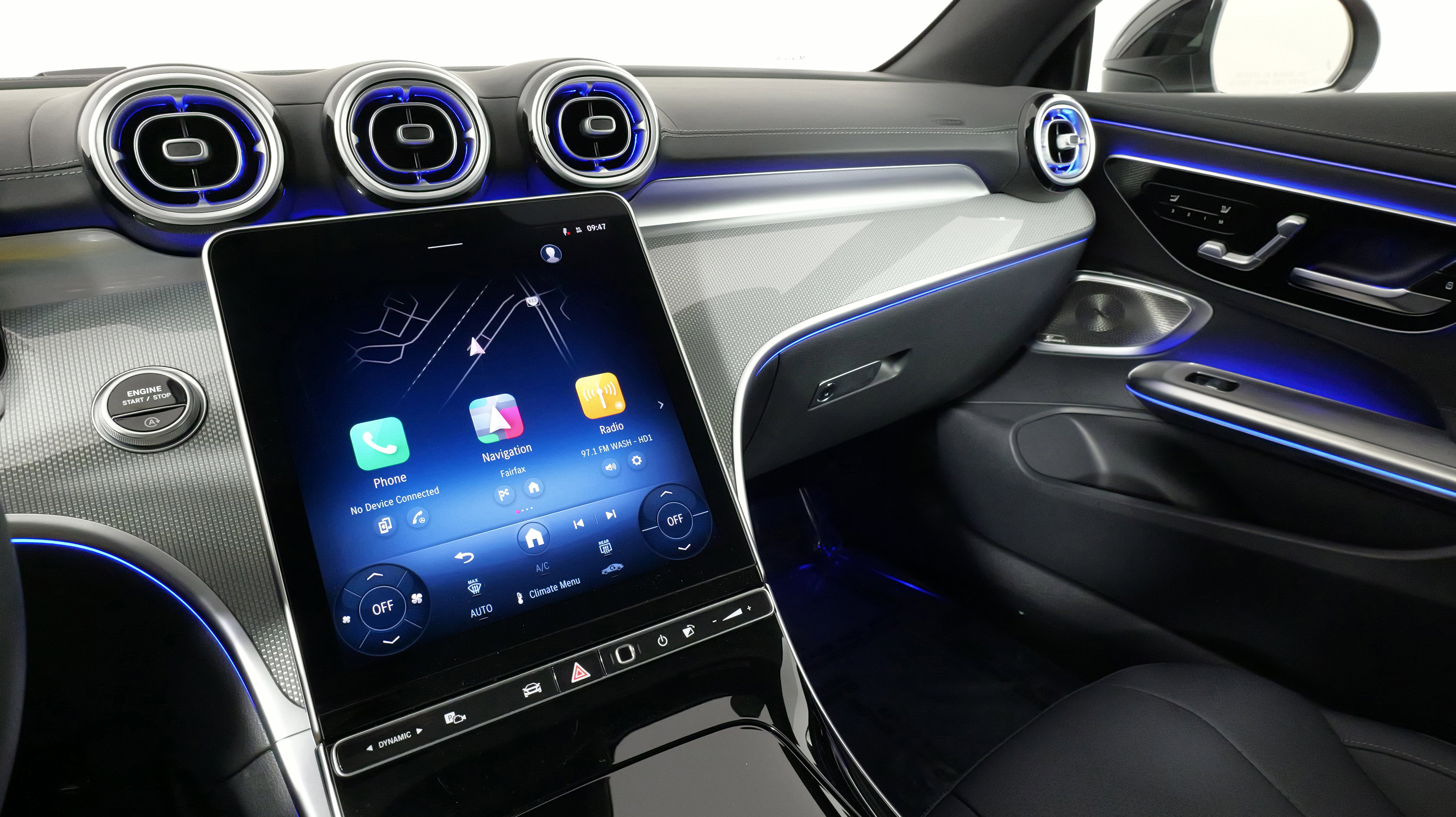 Used 2024 Mercedes-Benz CLE 300 4MATIC Cabriolet image 40