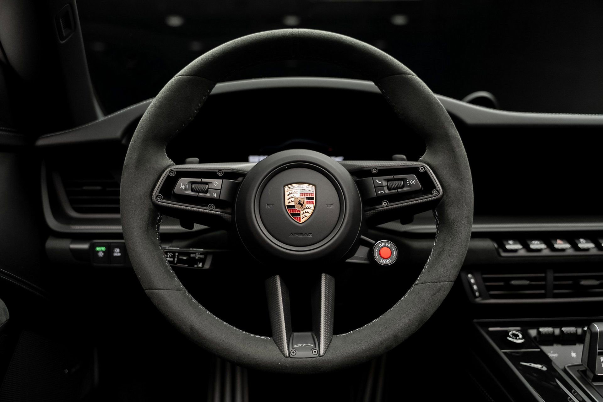 Used 2025 Porsche 911 Targa 4 GTS w/ Premium Package image 44