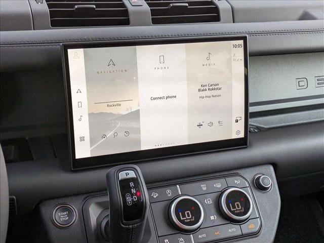 New 2025 Land Rover Defender 110 S image 12