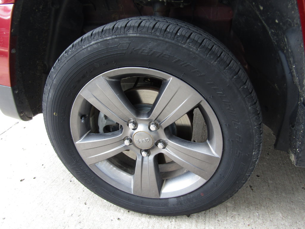 Used 2015 Jeep Patriot High Altitude AWD/4WD image 26