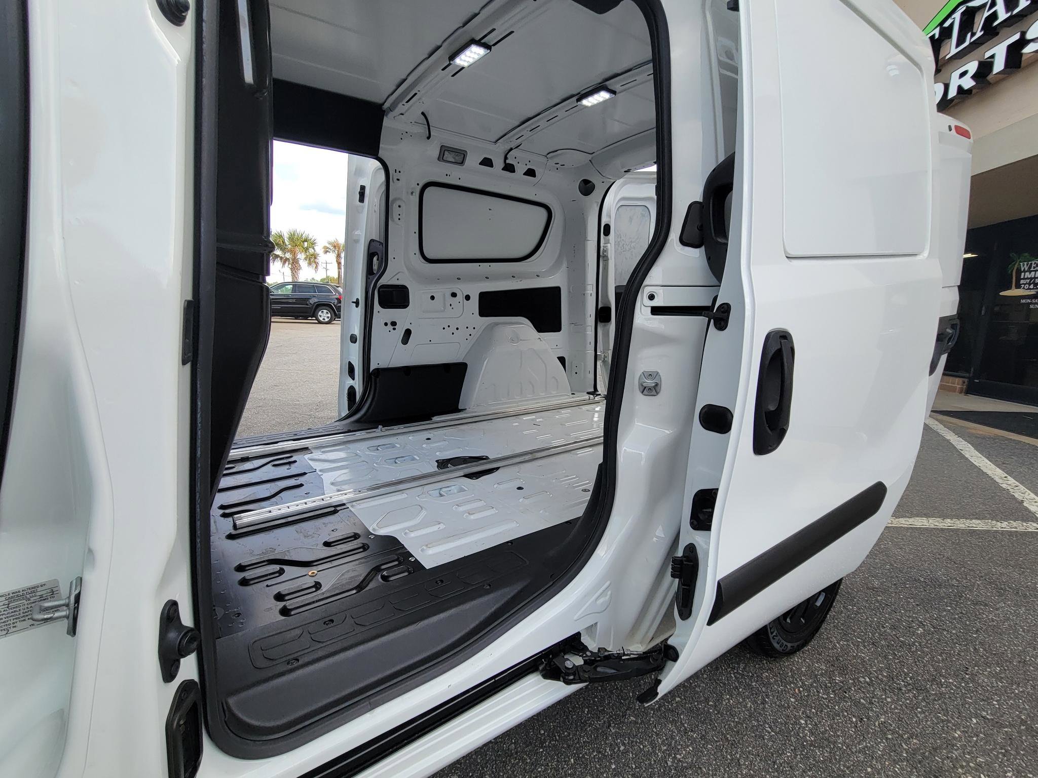 Used 2018 RAM ProMaster City Tradesman SLT FWD image 29