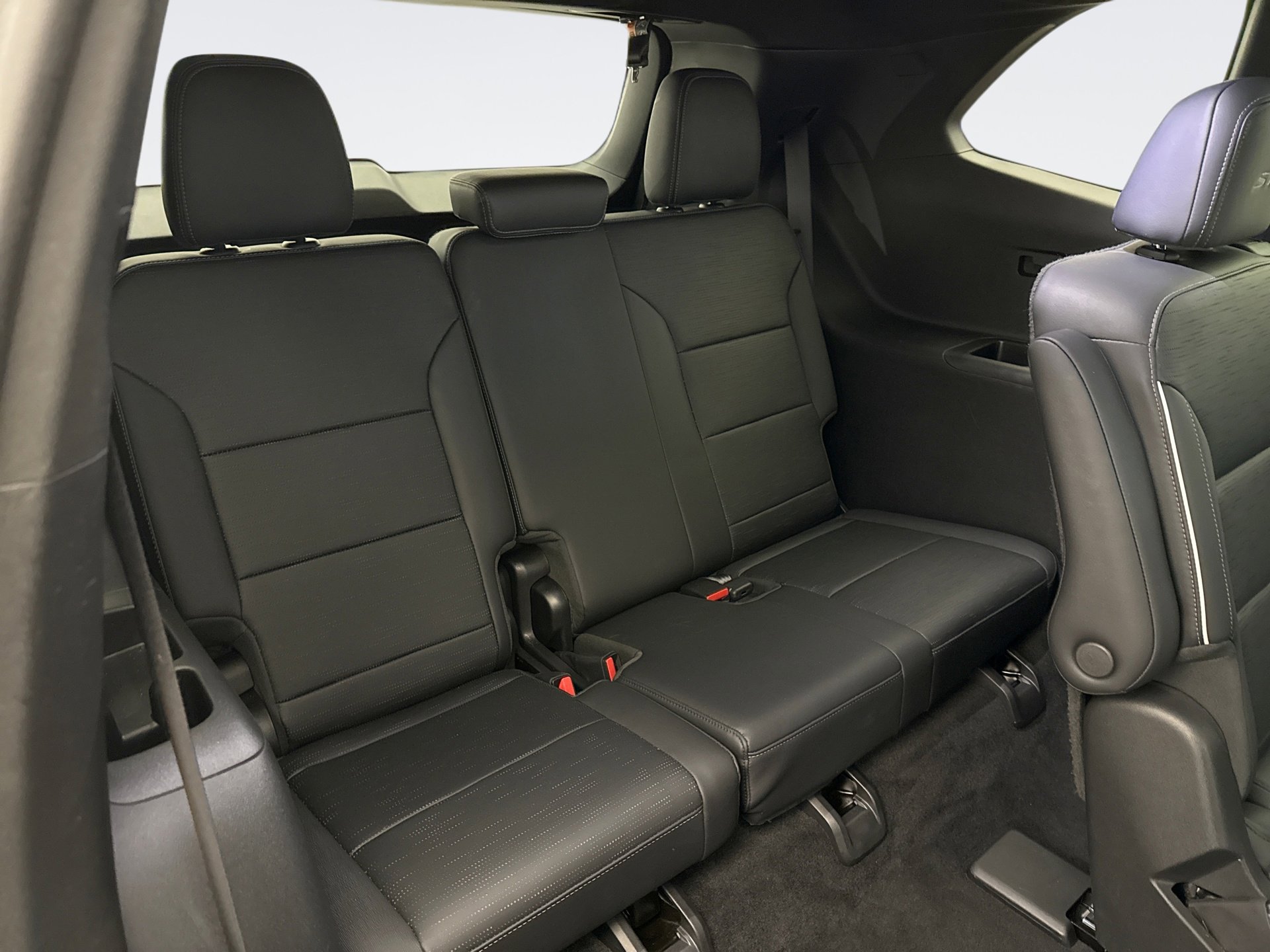 Used 2025 Buick Enclave Sport Touring image 18