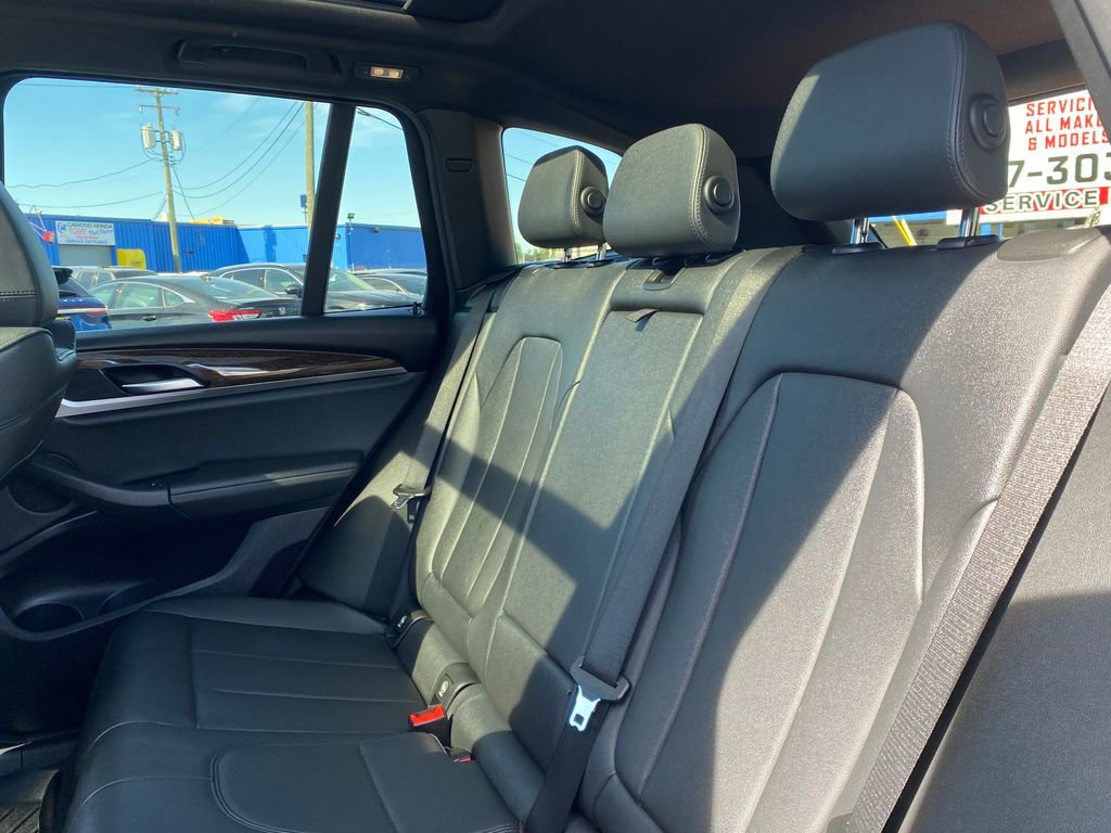 Used 2018 BMW X3 xDrive30i AWD/4WD image 16