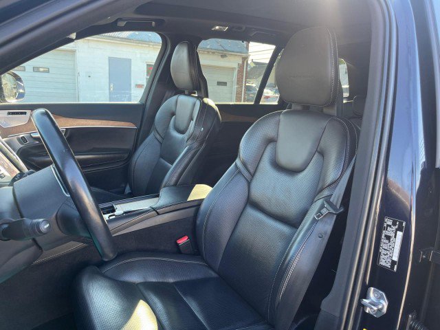 Used 2017 Volvo XC90 T6 Inscription w/ Vision Package AWD/4WD image 9