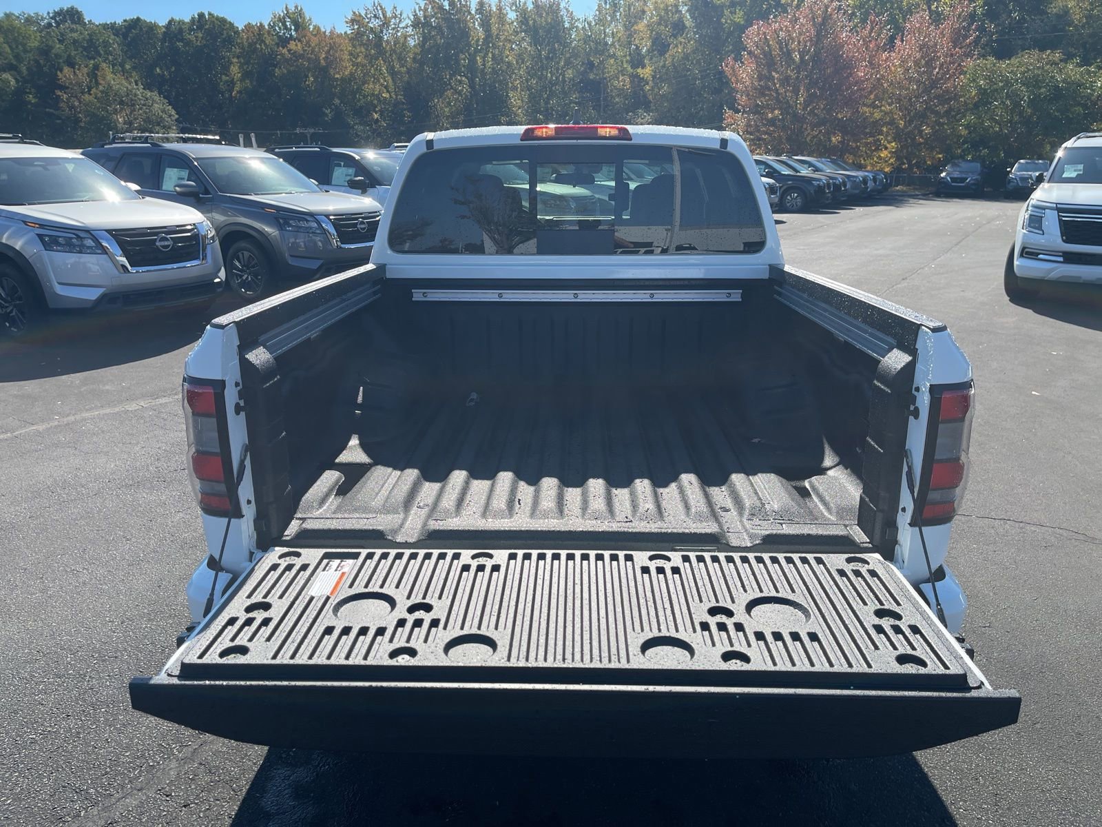 New 2026 Nissan Frontier SV image 13