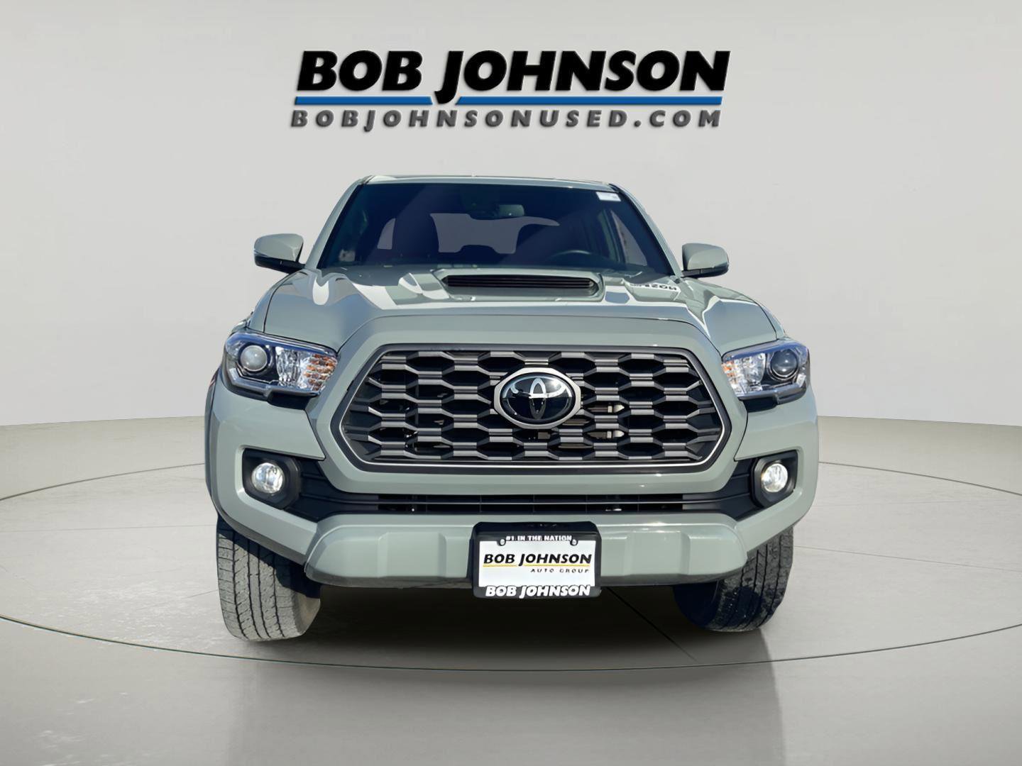 Used 2022 Toyota Tacoma TRD Sport image 2