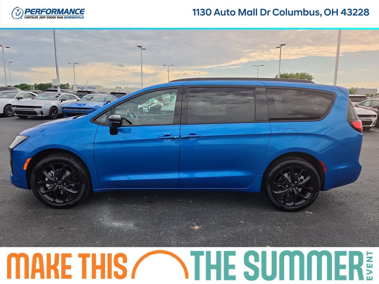 New 2027 Chrysler Pacifica Limited w/ S Appearance Package AWD/4WD image 4