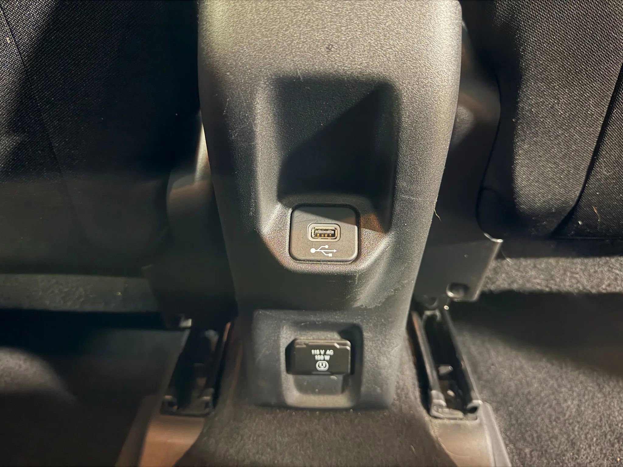 Used 2019 Jeep Renegade Trailhawk AWD/4WD image 27