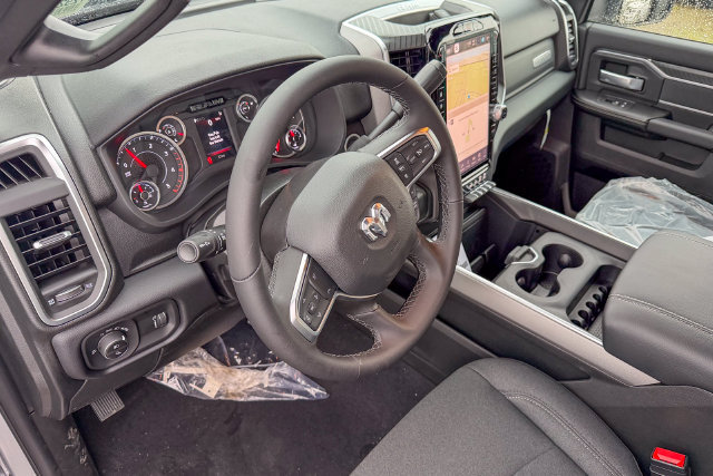 New 2026 RAM 3500 Big Horn AWD/4WD image 14