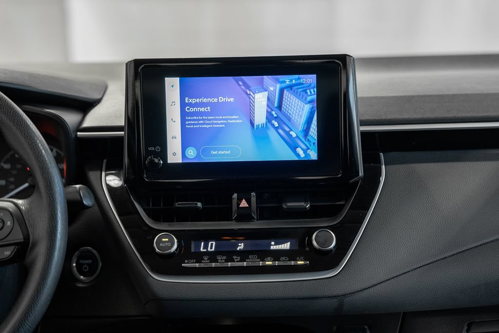 Used 2025 Toyota Corolla LE w/ LE Premium Package FWD image 17