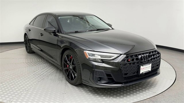 Used 2023 Audi S8 w/ S8 Executive Package image 8