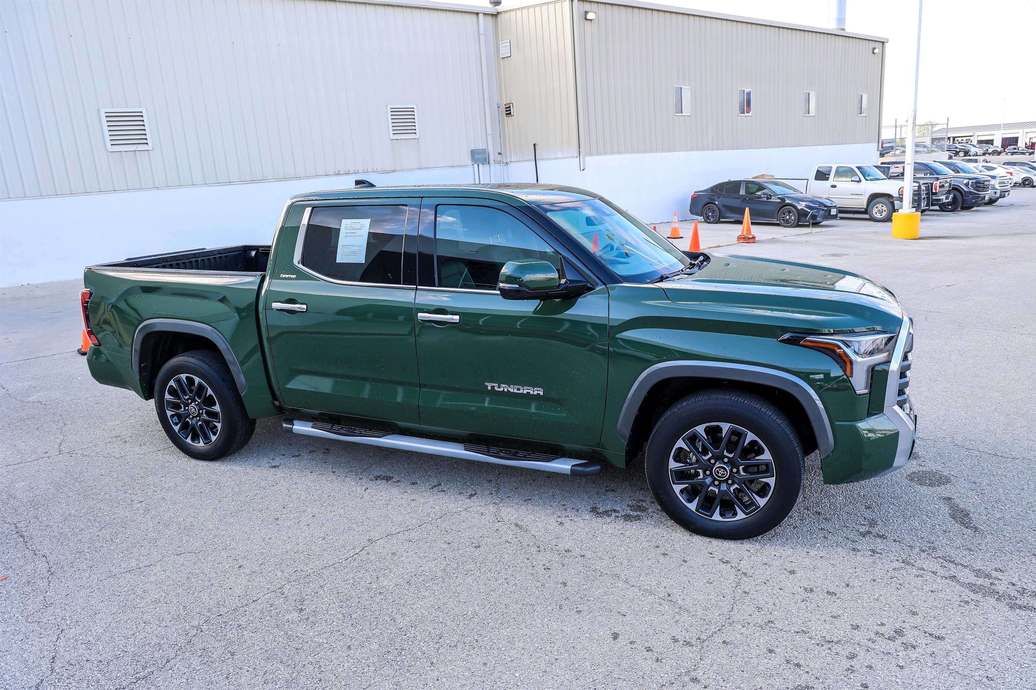 Used 2023 Toyota Tundra Limited image 6