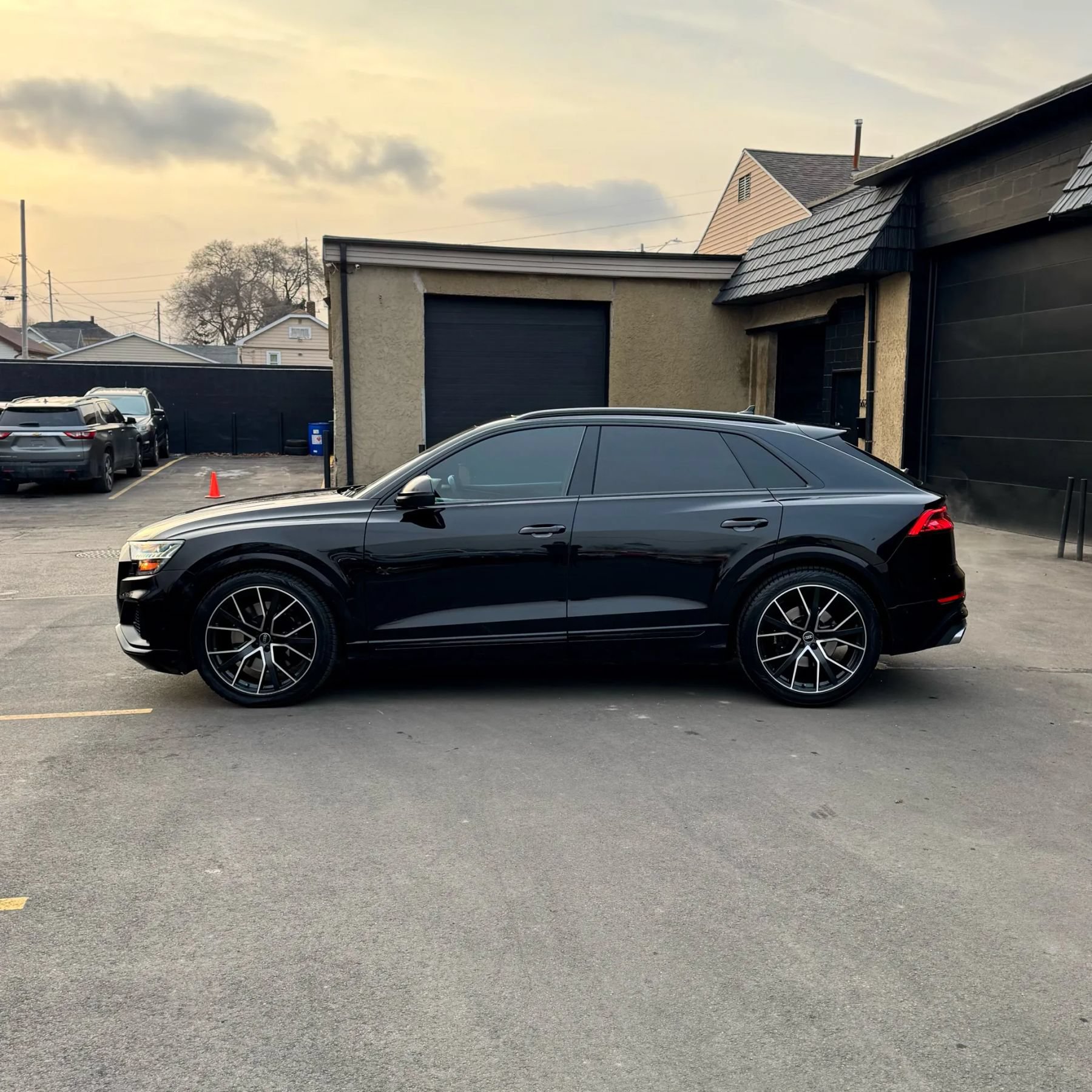 Used 2021 Audi SQ8 Prestige AWD/4WD image 10