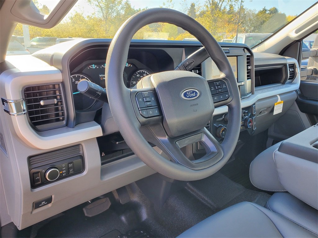 New 2026 Ford F250 XL image 10