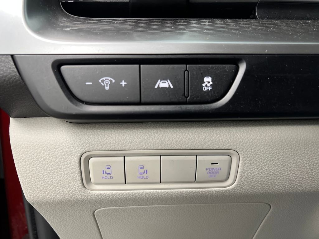 Used 2024 Kia Carnival LX image 48