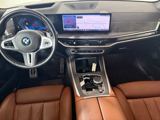 Used 2025 BMW X5 M60i w/ Parking Assistance Package AWD/4WD image 15