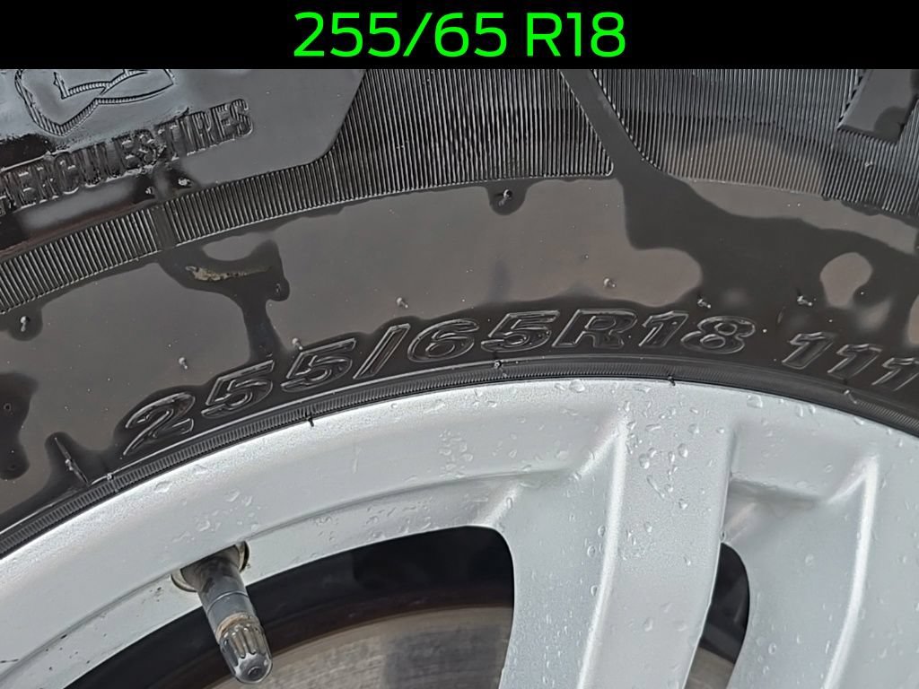 Used 2023 Ford Explorer XLT w/ Equipment Group 202A AWD/4WD image 50