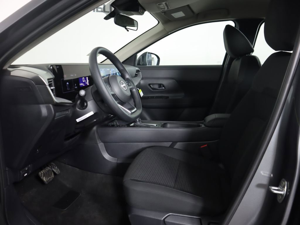 New 2026 Nissan Kicks S image 8