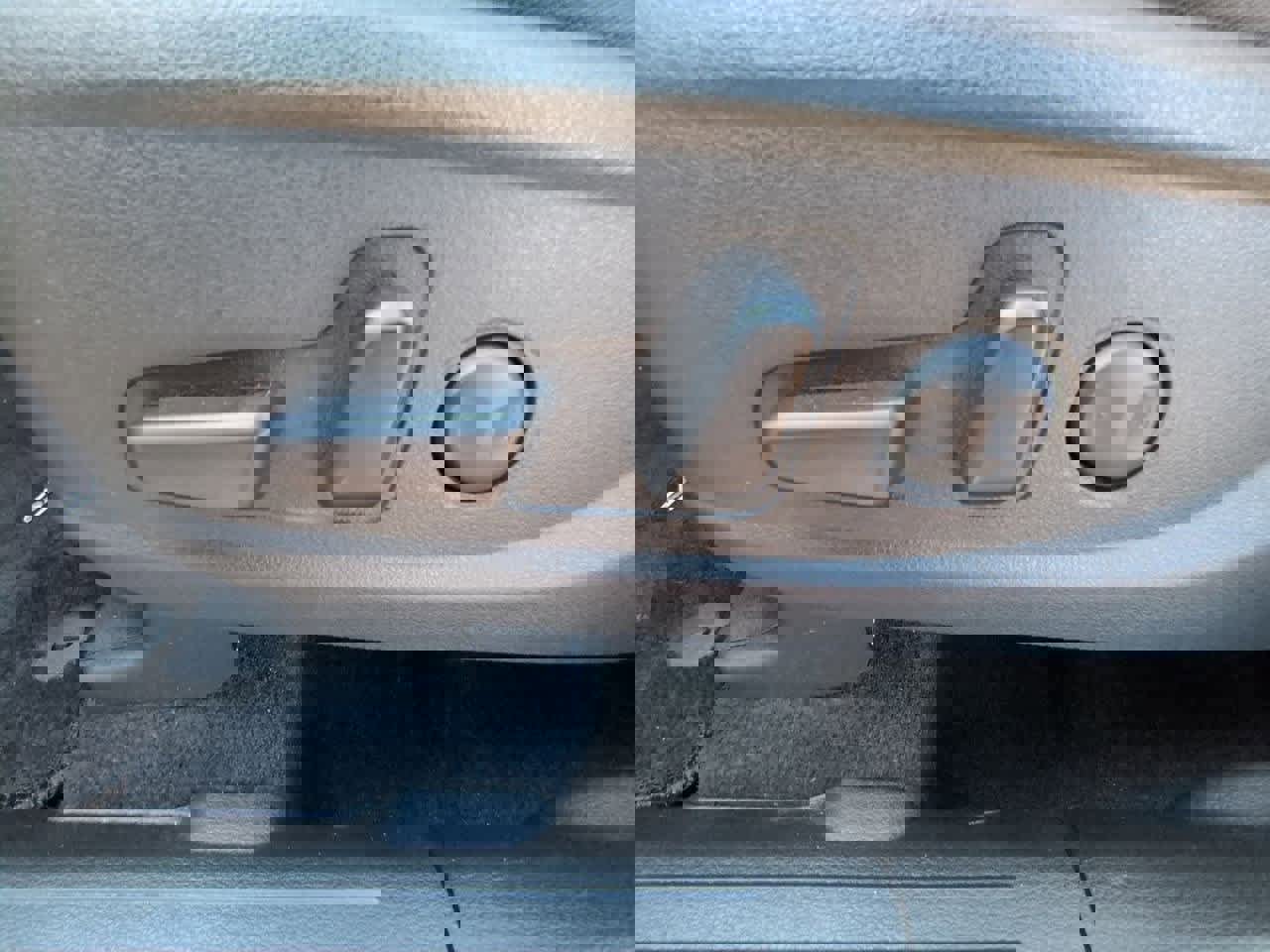 Used 2022 Hyundai Santa Fe SEL image 17