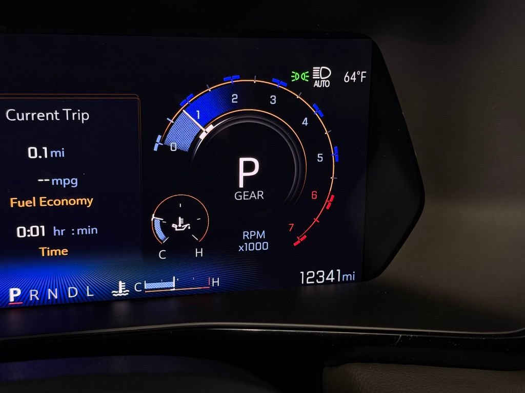 Used 2025 Chevrolet Colorado ZR2 w/ Technology Package AWD/4WD image 19