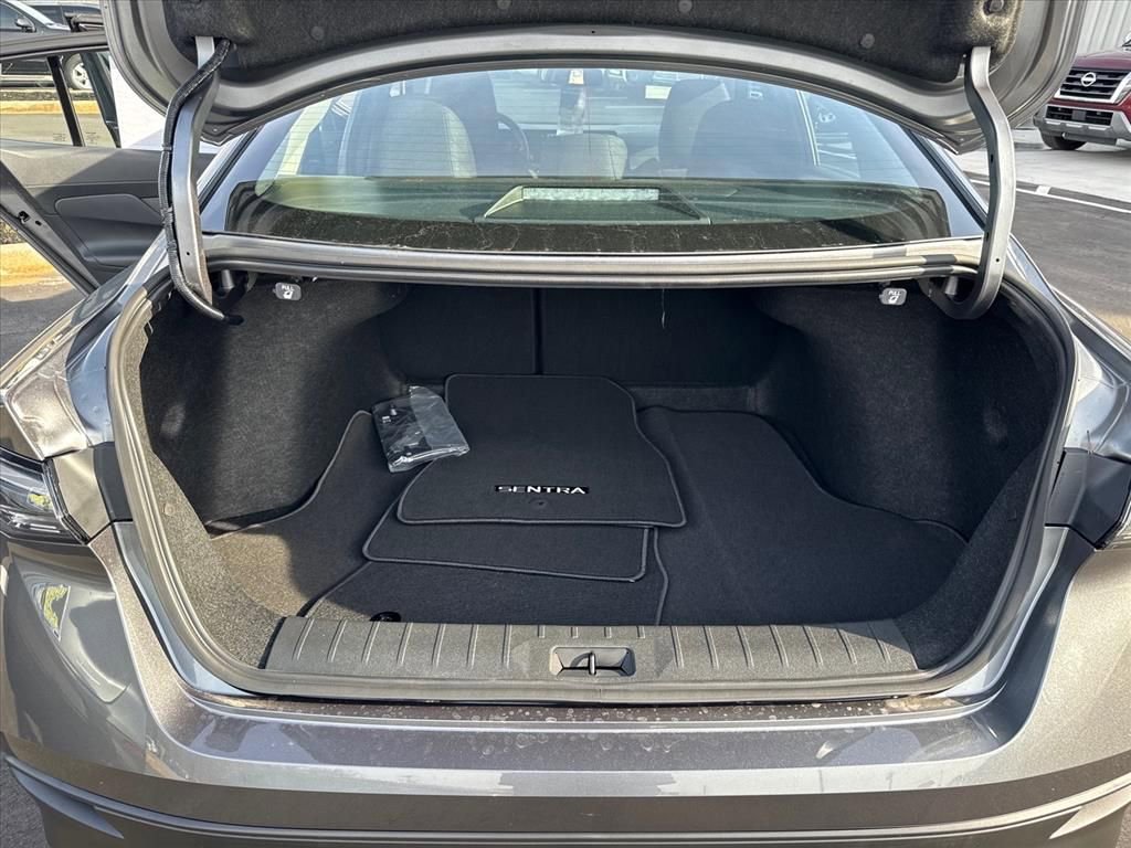 New 2026 Nissan Sentra SV w/ SV Convenience Package FWD image 10