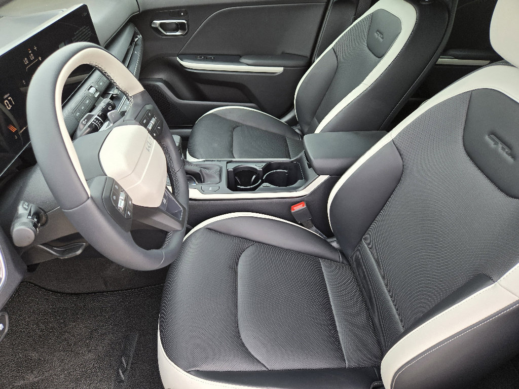 New 2026 Kia K4 GT-Line image 9