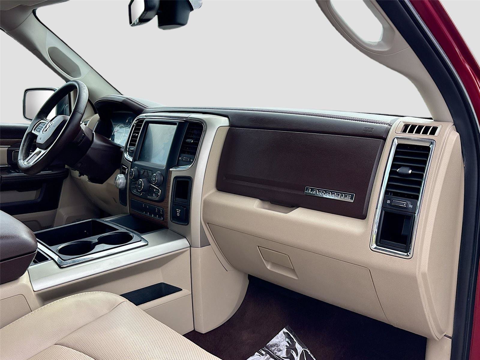 Used 2015 RAM 1500 Laramie w/ Convenience Group RWD image 28